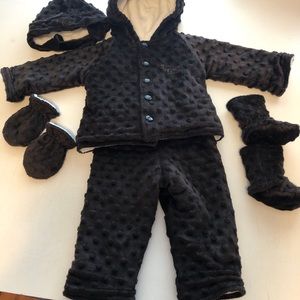 Puff Baby original Infant 5 piece suit.